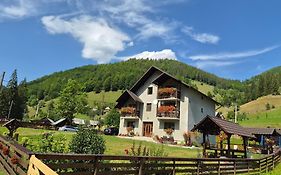Cabana Inima Munților